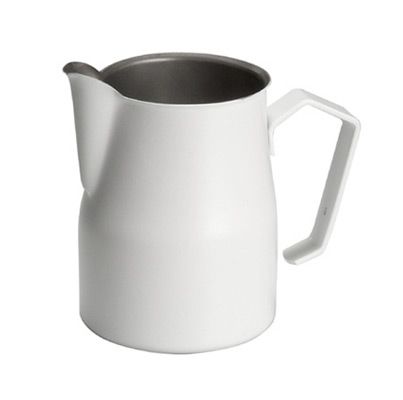 pitcher-motta-evropa-0-35-l-belyi_9qfy03xyjwq5saoe.jpg