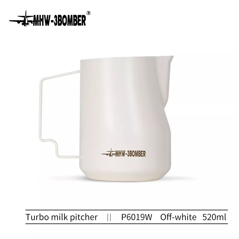 pitcher-mhw-3-bomber-turbo-belyi-520-ml_405gzo12ln0extwq.jpg