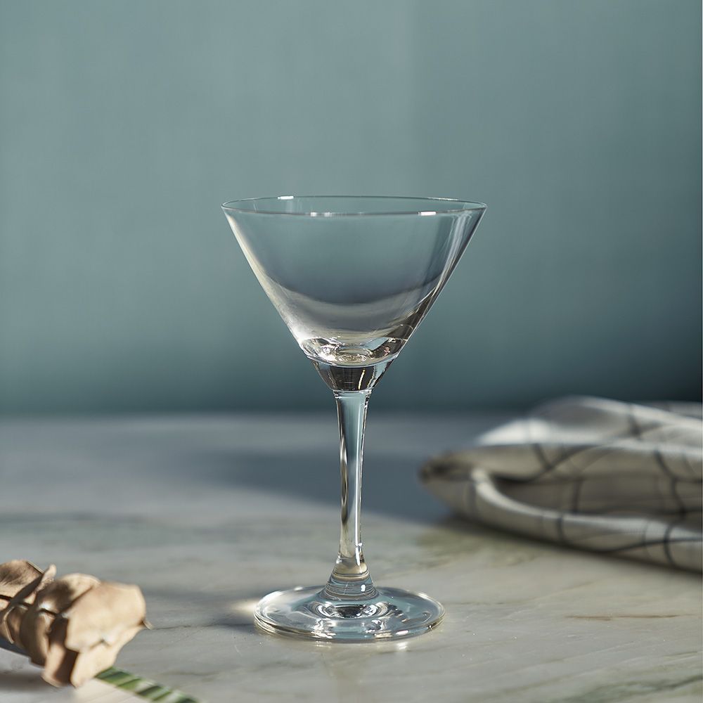 kokteilnaya-ryumka-martini-lexington-205ml-steklo-ocean-1019c-07-e_405gzo12lmoud6ap.jpg