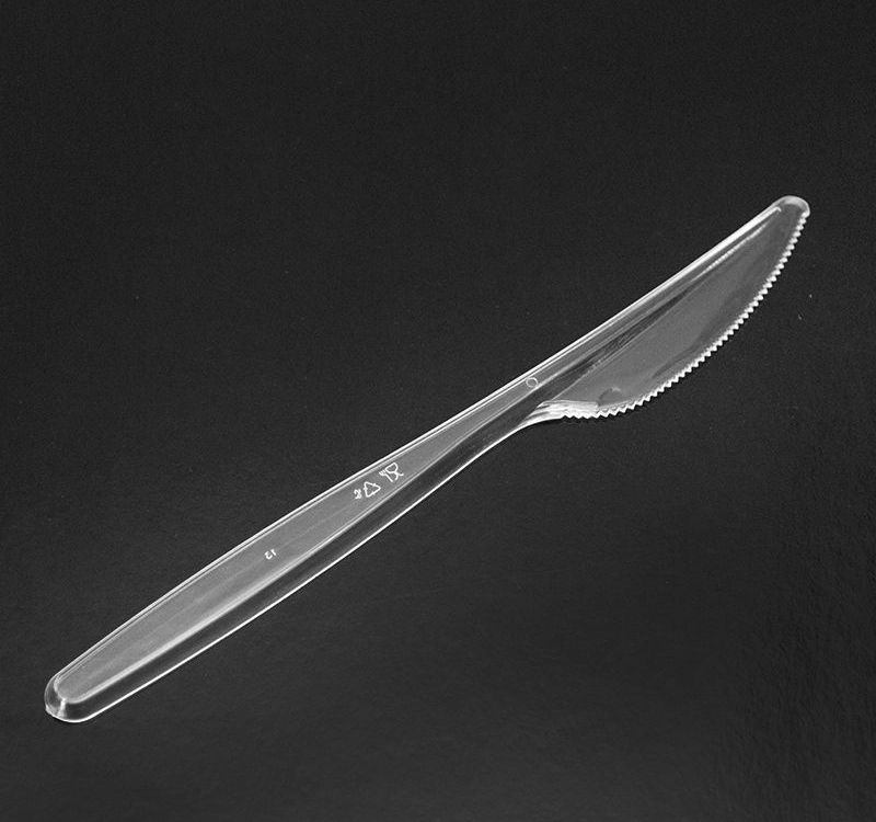 nozh-plastikovyi-premium-complement-18-sm-prozrachnyi-50-sht_9qfy0h8tkrulqhu3.jpg