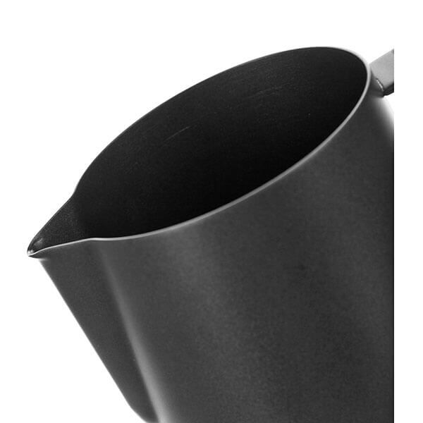 classix-pro-pitcher-s1-600ml-chyornyi_9qfy0e5ikd05rzm3.jpg