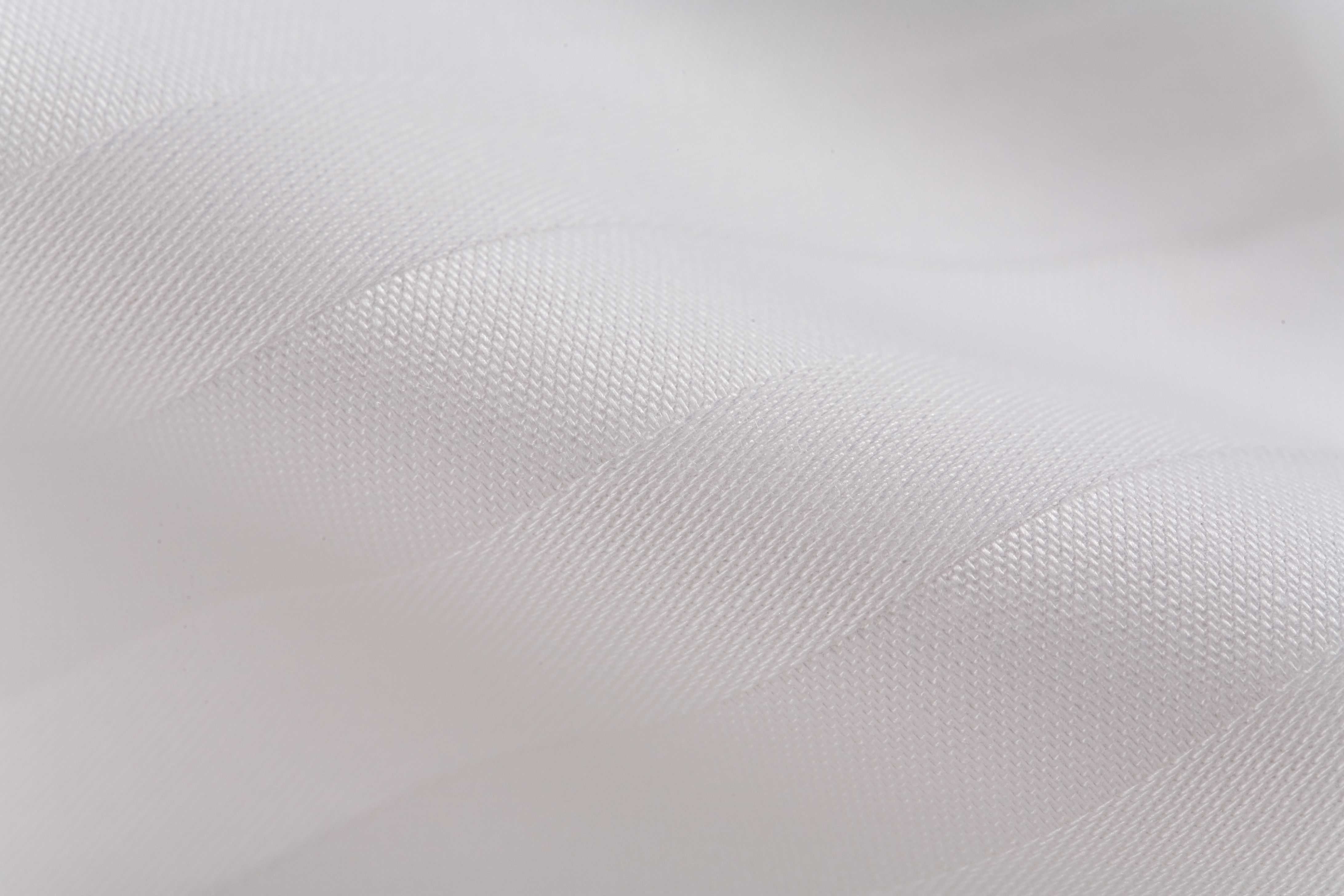 prostyn-1-5-spalnaya-155kh250-sm-satin-straip-2kh-2-5-sht-komplekt_9qfy0ms9krg2aerm.jpg