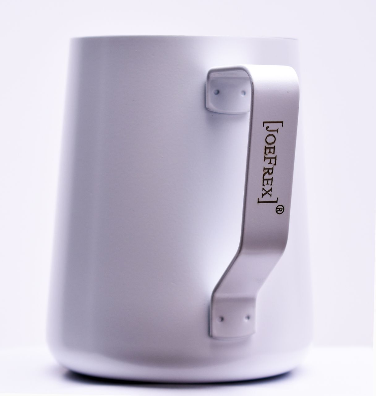 pitcher-joefrex-350-ml-belyi_9qfy01dijuwk4e3j.jpg
