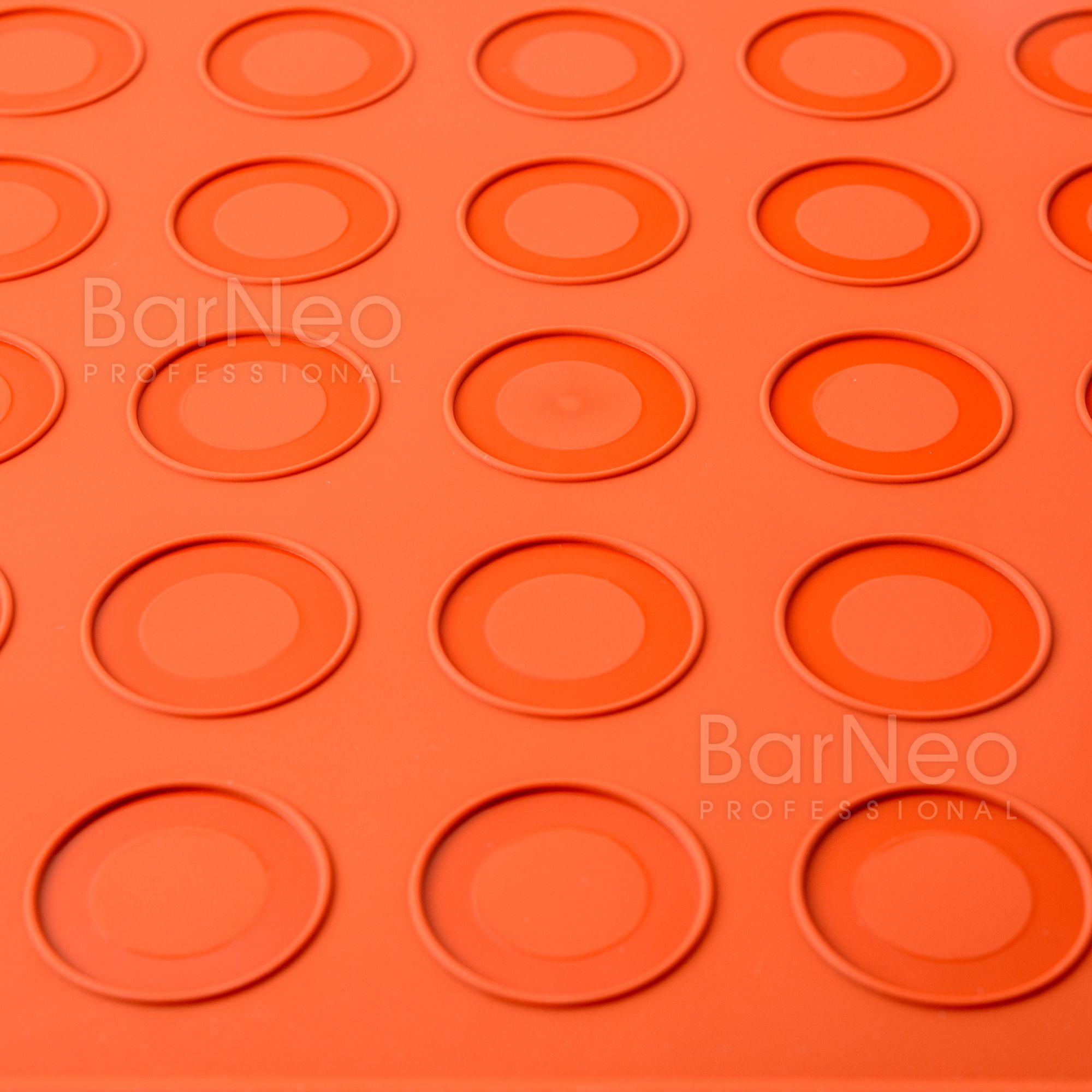 kovrik-silikonovyi-macarons-40kh-30-sm-s-vyemkami-d-40-mm-30-yacheek-30tm-3001-r_405gzo13lj5hajx8.jpg