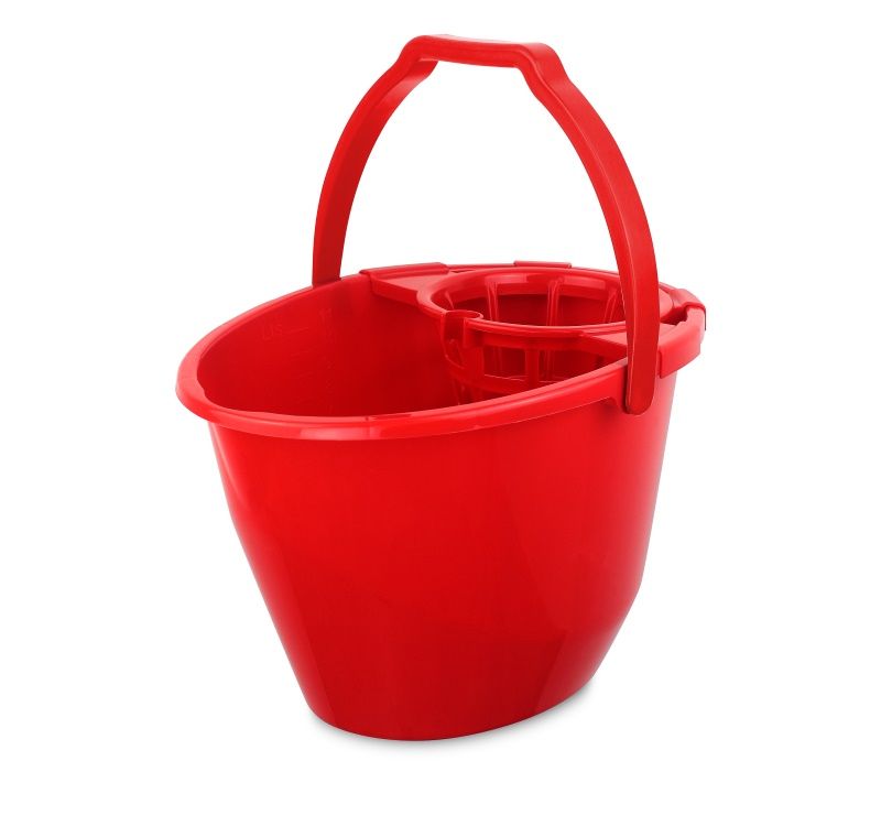 vedro-11l-plastikovoe-ovalnoe-s-otzhimom-krasnoe-bonuspro_9qfy0h8tkrulpi0t.jpg