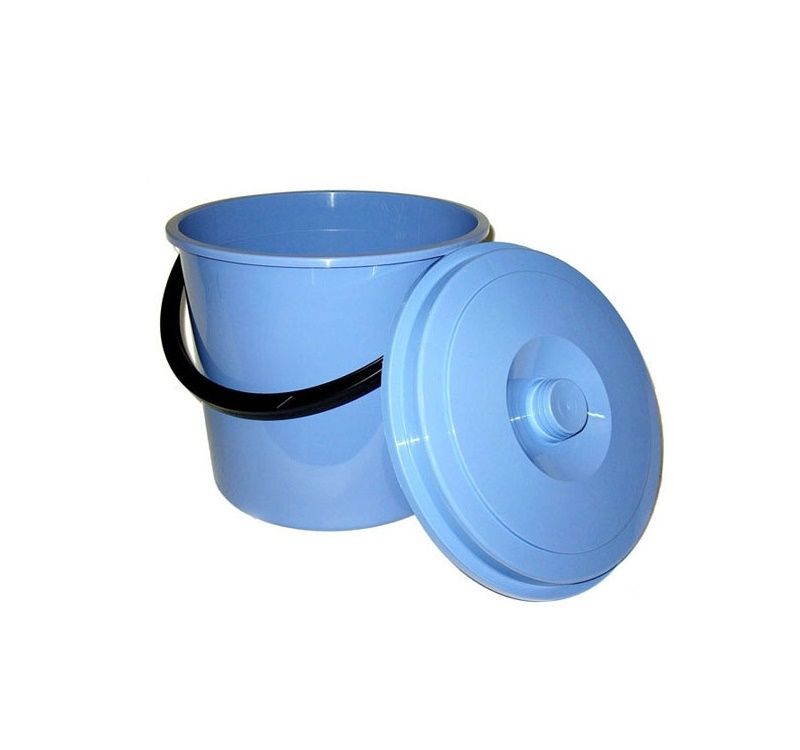 vedro-12l-plastikovoe-s-kryshkoi_9qfy0h8tkrulpic3.jpg